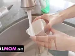 Arsch, Aus dem arsch in den mund, Spermaladung, Dildo, Hundestellung, Monster, Rau, Solo
