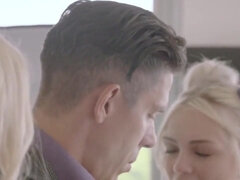 18, ブロンド, フェラチオ, 大学生, チン, 顔射, ハードコア, オッパイの