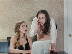 Cul, Gros seins, Première fois, Masturbation, Orgasme, Petite femme, Chatte, Nénés