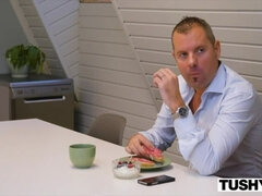 69 negenenzestig, Anaal, Kont naar mond, Bruinharig, Hondjeshouding, Likken, Rijden, Zusters