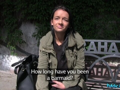 Amateur, Mamada, Engañando, Corrida, Al aire libre, Pov, Público