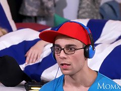 Блондинки, Постарше, Пальцем, Лесбиянка, Милф, Натуральные сиськи, Киски, Девственница