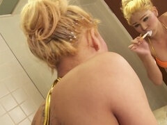 Bikini, Rubia, Transexual