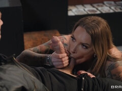 Arsch, Tussi, Grosser schwanz, Grosse titten, Blasen, Hardcore, Milf, Muschi