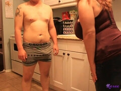 Grote kont, Grote mammen, Pijpbeurt, Rondborstig, Sperma in gezicht, Moeder, Tietenklus, Tieten likken