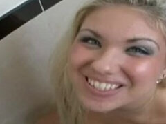 18, ブロンド, フェラチオ, イく瞬間, 顔射, 女, ピアス, 剃毛