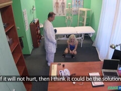 Amateur, Blonde, Sucer une bite, Queue, Médecin, Doigter, Infirmière, Uniforme