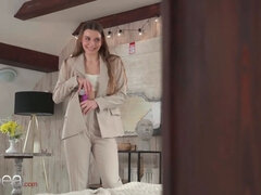 デカパイ, エロ熟女, チェコ, Hd, レズビアン, なめる, 淫乱熟女, バイブレーター