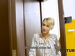 フェラチオ, 熟年, 淫乱熟女, オマンコ, ロシア人, 剃毛, ショートヘア, 息子