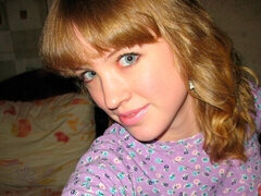 Amateur, Gros seins, Doigter, Seins naturels, Culottes ou slips, Chatte, Dénudage, Adolescente