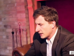 Брюнетки, Европейки, Сперма на лице, Немки, Очки, Секс без цензуры, В офисе, Сосущие