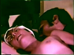 Sucer une bite, Classique, Tir de sperme, Lunettes, Hd, Mature, Nonne, Chatte