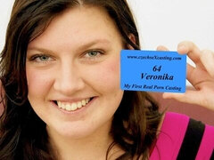 Gros cul, Grosse bite, Sucer une bite, Brunette brune, Tchèque, En levrette, Cheveux courts