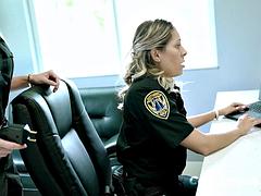 Lieveling, Blond, Fetisj, Politie