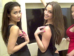 Brunette brune, Talons, Hongroise, Petite femme