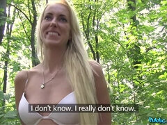Leie, Blondine, Blasen, Aufs gesicht abspritzen, Im freien, Pov, Öffentlich, Titten