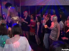 Enthousiasteling, Bruinharig, Naakte man aangeklede vrouw, Groep, Hd, Ondergoed, Moeder die ik wil neuken, Feest