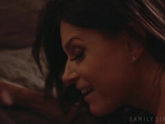 Cul, Sucer une bite, Attrapée, Tromperie, Famille, Léchez, Seins naturels, Belle mère