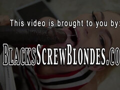 In den arsch, Blondine, Spermaladung, Aufs gesicht abspritzen, Handjob, Hd, Interrassisch, Masturbation