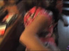 Amateur, Anal, Gros cul, Brunette brune, Hard, Pisser, Public, Serré