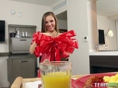 Slaapkamer, Bruinharig, Vriendin, Hd, Natuurlijke tieten, Kut duiken, Tiener, Tieten likken