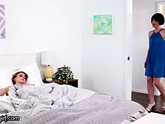 Rostro sentado, Penetracion con dedos, Peludo, Sexo duro, Lesbiana, Madres para coger, Realidad, Madrastra