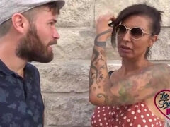 Amateur, Anal, Brunette brune, Français, Mère que j'aimerais baiser, Pute, Tatouage