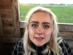 18 jaar, Blond, Pijpbeurt, Auto, Buiten, Gezichtspunt, Student, Tiener