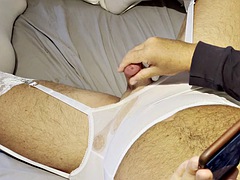 Amateur, Grosse bite, Travestis, Allemand, Branlette thaïlandaise, Lingerie, Masturbation, Jarretelles