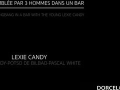 18 años, Tetas grandes, Doble penetracion, Tetas naturales, Orgía, Adolescente, Trio, Tetas