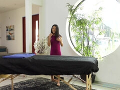 Stellung 69, Asiatisch, Schwarz, Kehlenfick, Würgen, Massage, Öl, Muschi