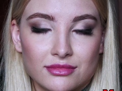 Blond, Europees, Hd, Softcore pornografie, Alleen, Tieten likken, Webcamera