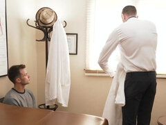 Twink with a cute face comes to the doc for a checkup