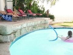 Arsch, Blondine, Massage, Milf, Natürlichen titten, Piercing, Hintern versohlen, Hoch