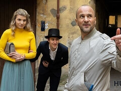 Любители, Большой член, Блондинки, Минет, Собачьи, Натуральные сиськи, Короткая стрижка, Чулки