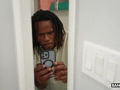 Большие сиськи, Брюнетки, Грудастые, Милф, Мамочка, Натуральные сиськи, Сиськи, Подглядывание