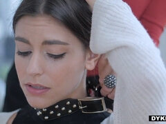 Plantureuse, Femme dominatrice, Poilue, Hd, Lesbienne, Chatte, Fils, Adolescente