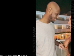 Asiatique, Gros seins, Sucer une bite, Gorge profonde, Queue, En levrette, Interracial, Chevaucher