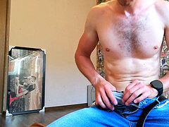 A young guy wants you tugging off his jizz-shotgun sloppy talking, beautiful body