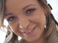 Blond, Pijpbeurt, Hondjeshouding, Vingeren, Handbeurt, Kut duiken, Tiener, Tieten likken