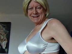 Naughty Gigi - Cant get enough ATM