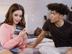 Belle grosse femme bgf, Gros cul, Grosse bite, Noire, Brunette brune, Queue, En levrette, Interracial