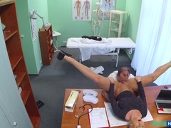 デカパイ, フェラチオ, 巨乳な, バック, 指いじり, 看護婦, オッパイの, ユニフォーム