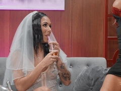 Arschlecken, Bisexuell, Blondine, Hundestellung, Schwanzloch, Hardcore, Piercing, Transfrau