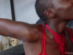 Kont, Zwart, Blond, Zwart, Gezichtzitten, Lesbisch, Likken, Kut duiken