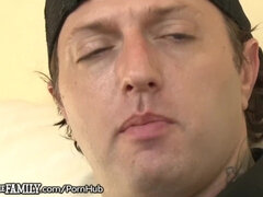 Grosser arsch, Grosse titten, Braunhaarige, Spermaladung, Familie, Hd, Mutti, Titten