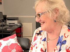 Grosse titten, Blasen, Britisch, Vollbusig, Schwanz, Hd, Masturbation, Milf