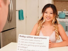 Asiatique, Cul, Sucer une bite, Mignonne, Embrassement, Cuisine, Rasée, Adolescente