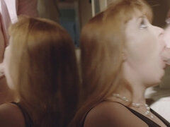 Grosse titten, Blasen, Hundestellung, Hardcore, Hd, Milf, Rotschopf, Rasiert