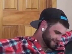 Heterosexual Stud Gets Serviced by a Parent